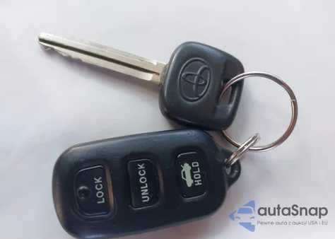 2006 Toyota Camry Le from USA, damaged, VIN 4T1BE32KX6U647710